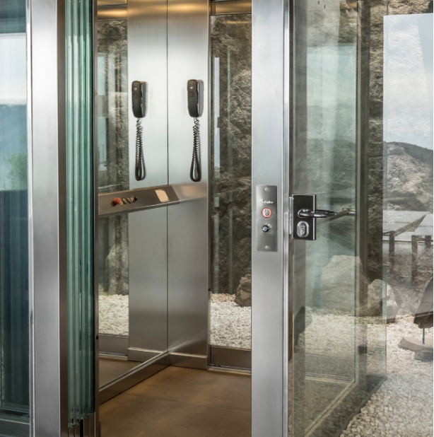 ASCENSOR UNIFAMILIAR