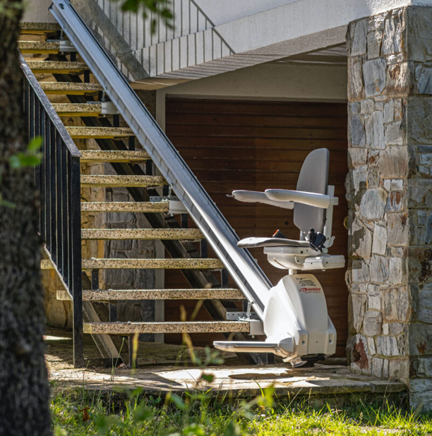 Cadira pujaescales Quars exterior