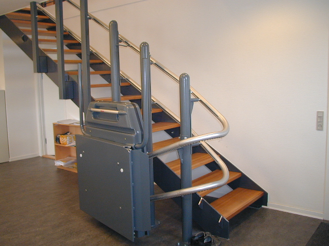 Plate-forme monte-escaliers HL6